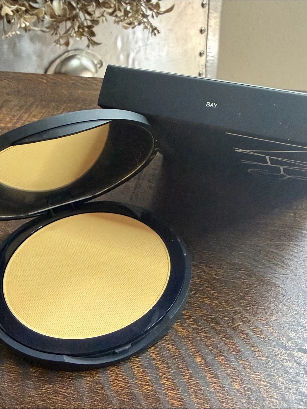 BAY-NARS Soft Advanced Perfecting  Pressed Powder - shade :Bay